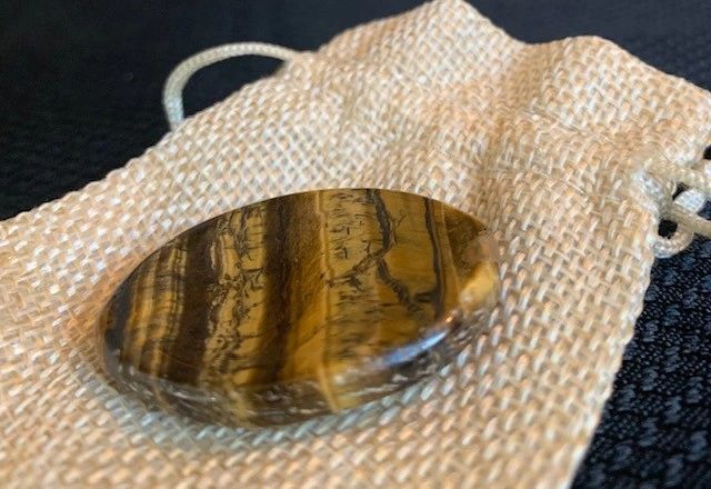 TIGERS EYE WORRY STONE