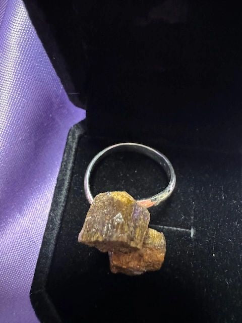 TIGERS EYE RING