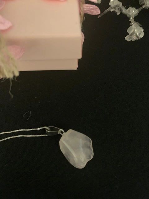 ROSE QUARTZ PENDANT ON 925 STERLING SILVER CHAIN