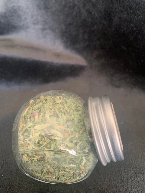 HERB JAR: ALFALFA LEAF