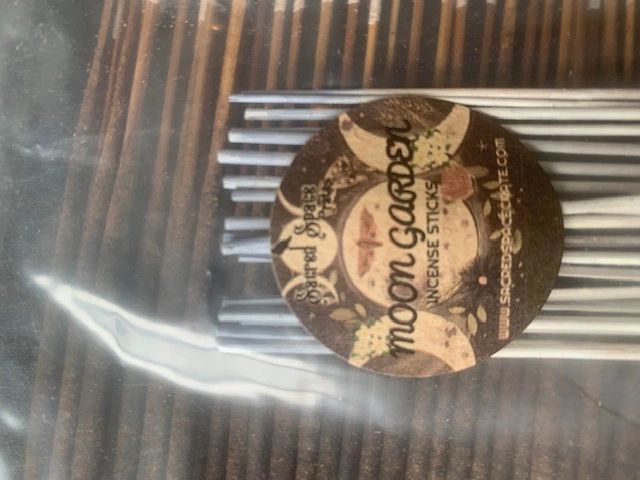 INCENSE STICKS: MOON GARDEN